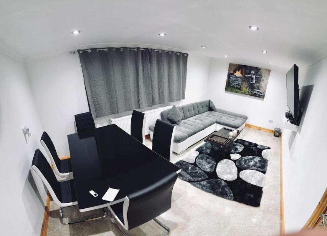 Stratford City Apartments Лондон Экстерьер фото